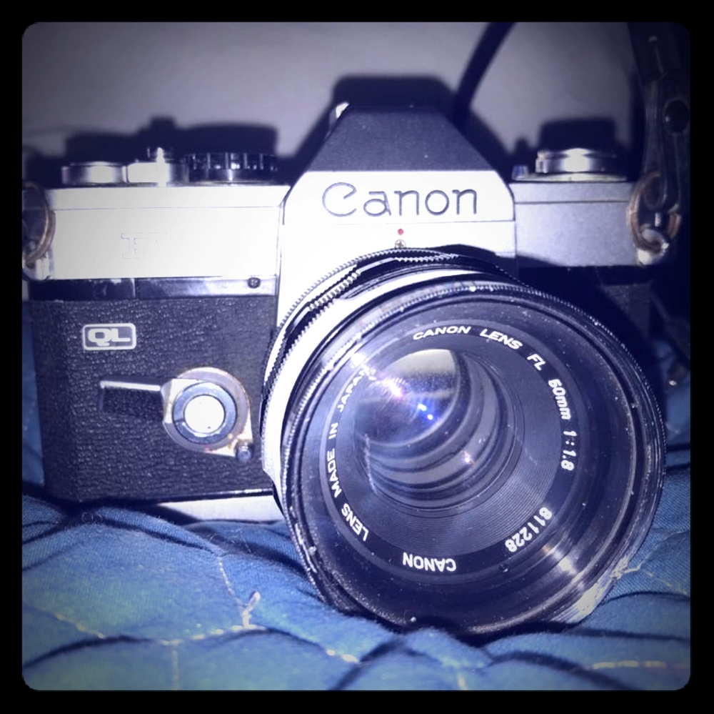 Selling a antique canon camara
